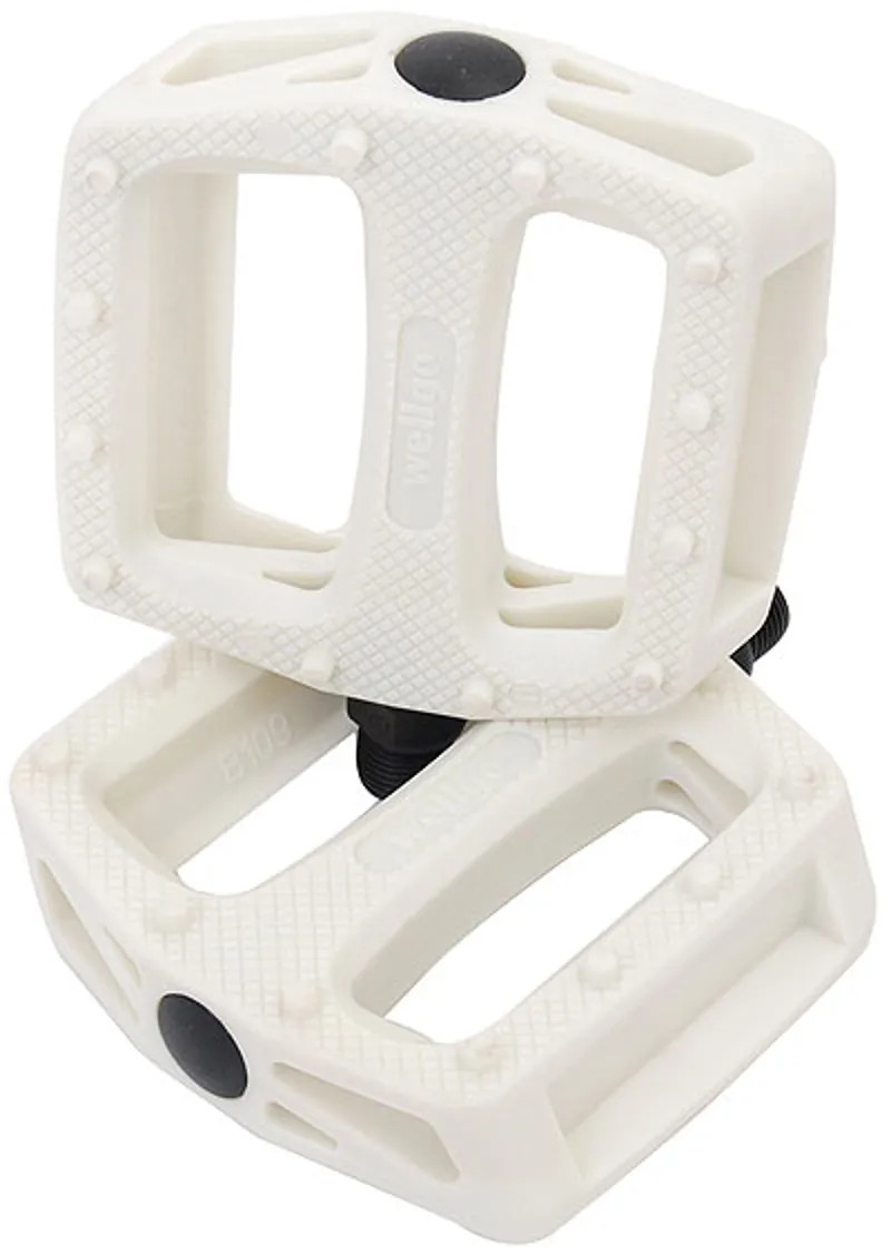 Wellgo B109 Plastic Pedals 9 16 Solid White
